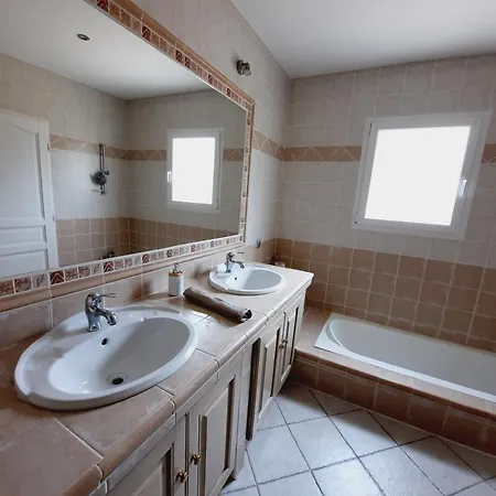 Somptueuse Avec Piscine Chauffee Villa Rousson (Gard)